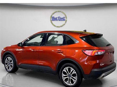 Used 2020 Ford Escape SEL image 3