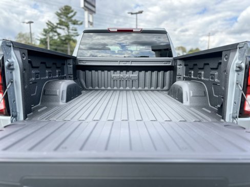 New 2026 GMC Sierra 1500 Elevation image 4
