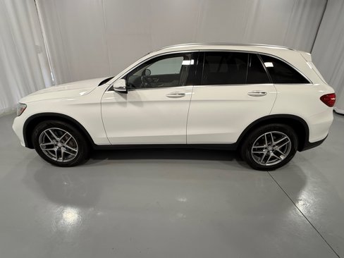 Used 2016 Mercedes-Benz GLC 300 4MATIC image 8