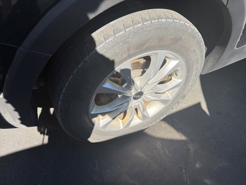 Used 2022 Kia Telluride LX image 7