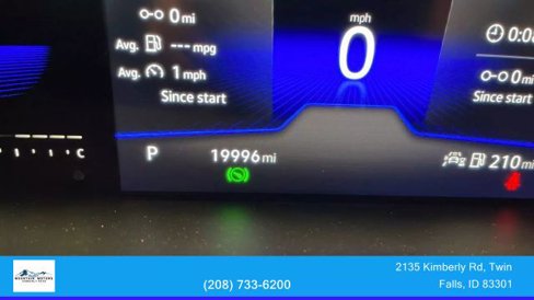 Used 2022 Volkswagen Tiguan SE R-Line image 24
