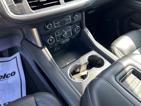 Used 2022 Chevrolet Suburban Z71 image 25