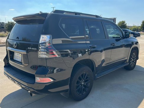 Used 2023 Lexus GX 460 Luxury image 3