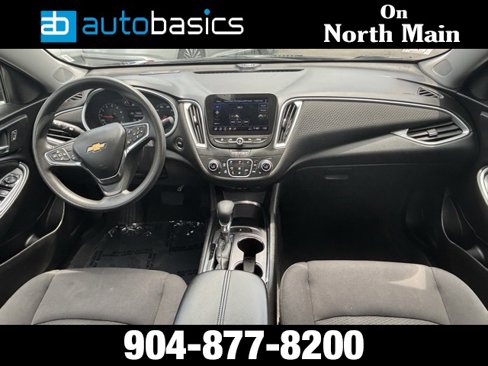 Used 2023 Chevrolet Malibu LT image 14