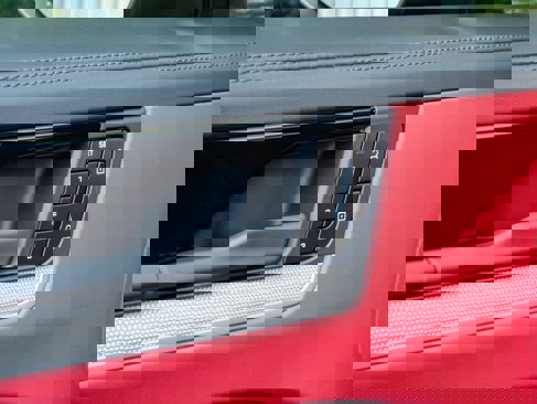 New 2025 Porsche Cayenne Coupe image 23