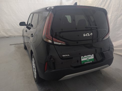 Used 2024 Kia Soul LX image 5