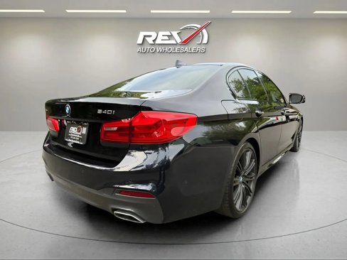 Used 2018 BMW 540i xDrive w/ M Sport Package image 5