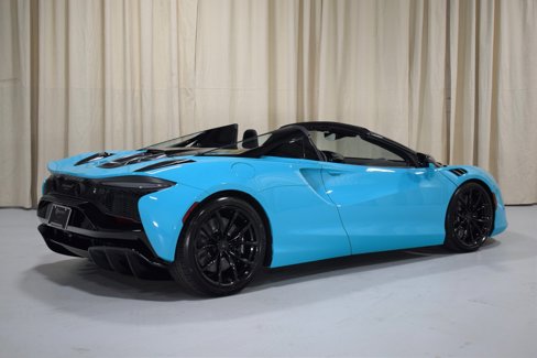 New 2025 McLaren Artura Spider image 11