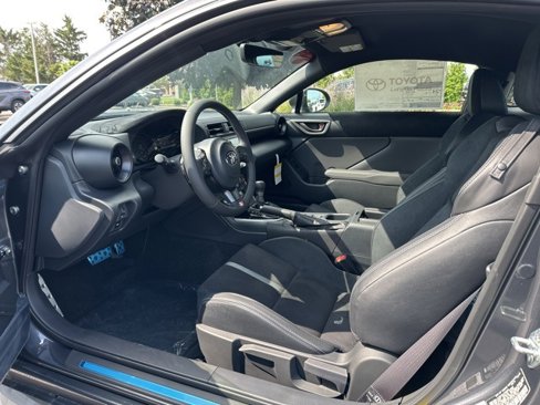 New 2025 Toyota GR86 Premium image 16