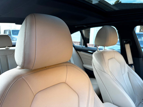Used 2019 BMW 530i w/ Convenience Package image 24
