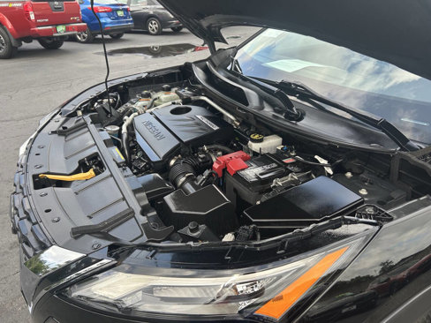Used 2023 Nissan Rogue S image 37
