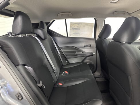 New 2025 Nissan Kicks Play S image 41