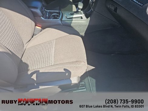 Used 2022 Dodge Charger GT image 37