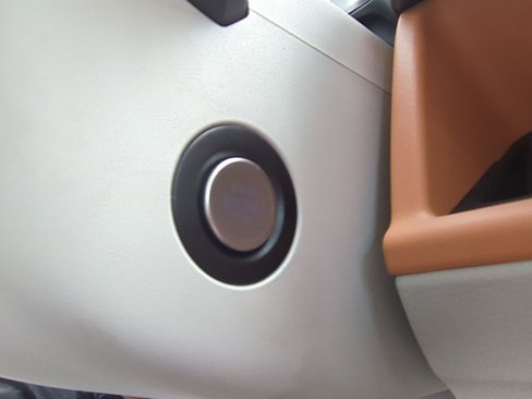 New 2025 Volkswagen ID. Buzz 1st Edition image 22