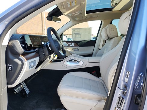 New 2026 Mercedes-Benz GLS 450 4MATIC image 17