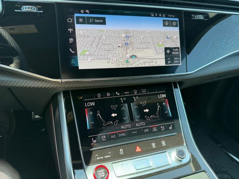 New 2025 Audi RS Q8 performance image 12