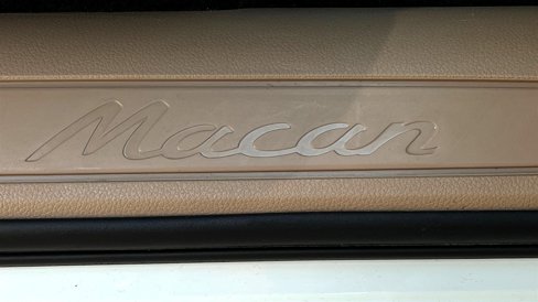 Used 2020 Porsche Macan image 46