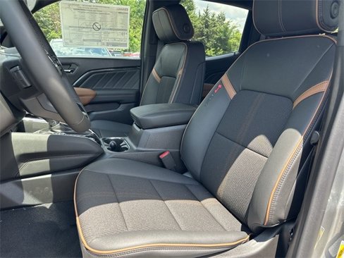 New 2025 GMC Canyon AT4 image 11