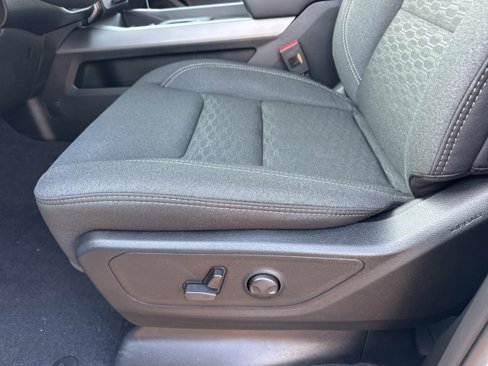 New 2026 RAM 1500 4x4 Crew Cab image 12