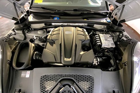 New 2026 Porsche Macan GTS image 21