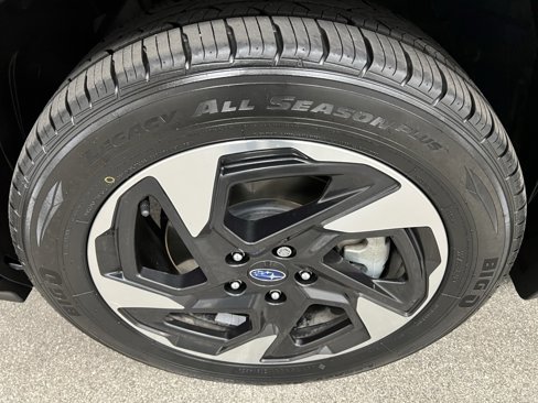 Used 2024 Subaru Crosstrek 2.5i Limited image 19