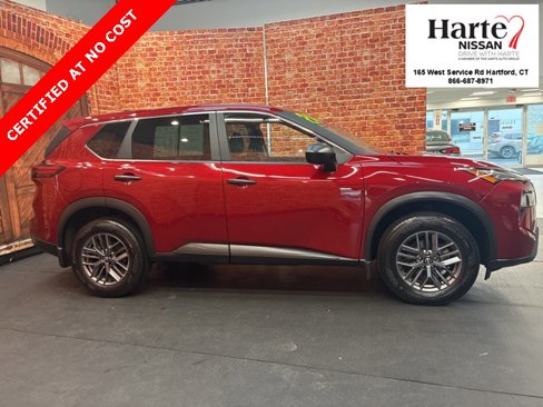 Used 2024 Nissan Rogue S image 4