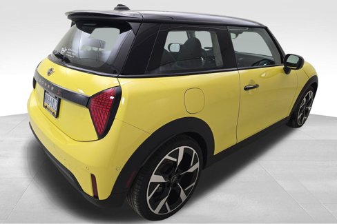 New 2025 MINI Cooper S image 9