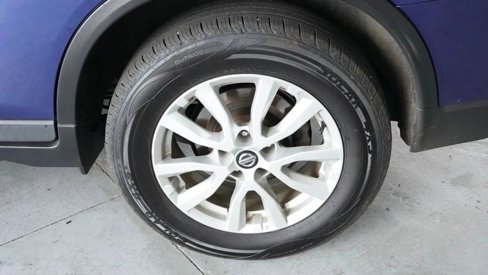Used 2020 Nissan Rogue SV image 27