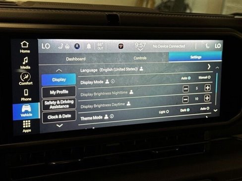 Used 2024 Jeep Wrangler Unlimited Rubicon w/ Convenience Group image 8