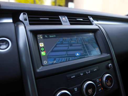 Used 2020 Land Rover Discovery Landmark image 45