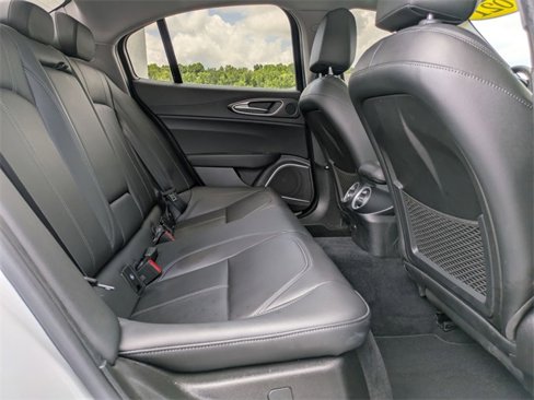 Used 2021 Alfa Romeo Giulia Ti image 22
