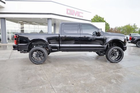 Used 2025 Ford F350 Platinum w/ Platinum Plus Package image 7