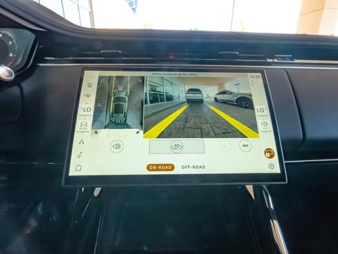 New 2025 Land Rover Range Rover Sport SE image 21