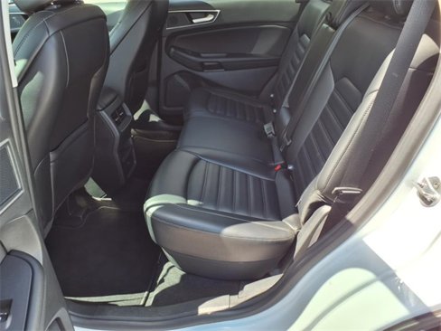 Used 2024 Ford Edge SEL image 12