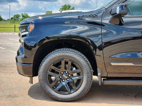 New 2025 Chevrolet Silverado 1500 High Country w/ Midnight Edition image 5