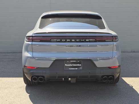 New 2025 Porsche Cayenne S image 8