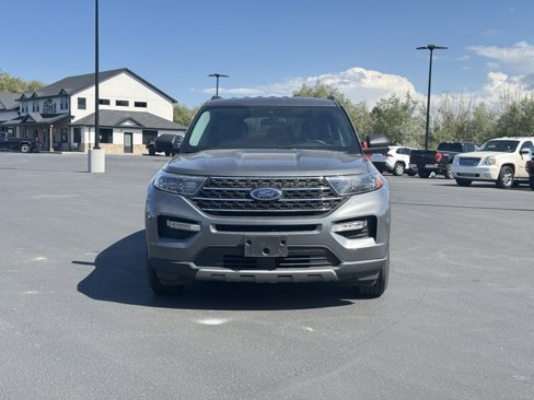 Used 2023 Ford Explorer XLT w/ Equipment Group 202A image 2