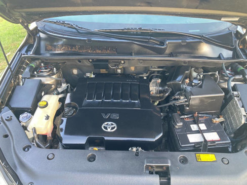 Used 2012 Toyota RAV4 Limited image 3