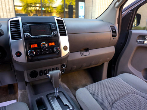 Used 2015 Nissan Frontier SV w/ SV Value Truck Package image 34
