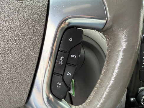 Used 2014 Chevrolet Traverse LTZ image 33