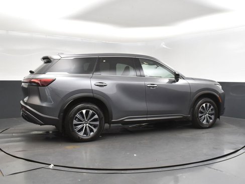 Certified 2025 INFINITI QX60 Pure image 8