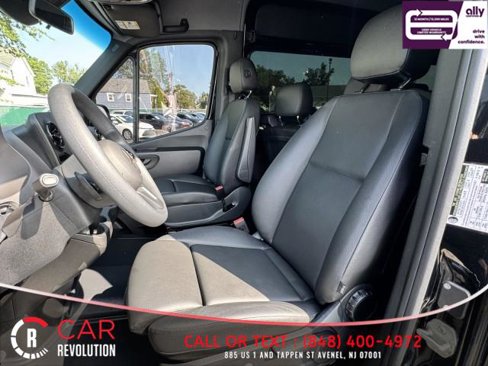 Used 2024 Mercedes-Benz Sprinter 2500 image 16