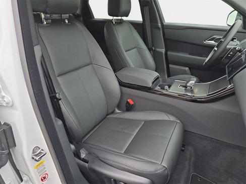 New 2026 Land Rover Range Rover Velar Dynamic SE image 10