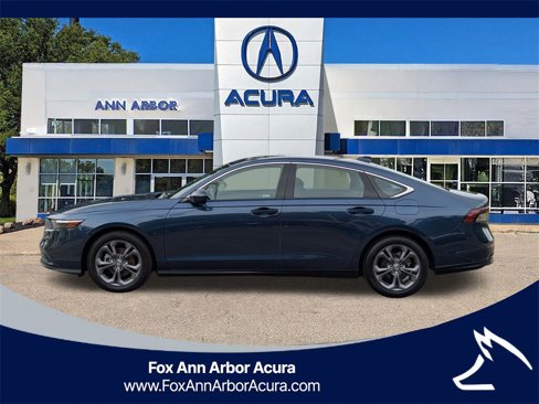 Used 2023 Honda Accord EX image 2