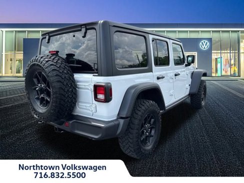 Used 2024 Jeep Wrangler Willys image 3