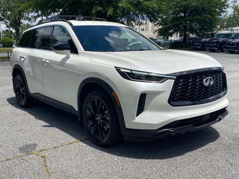Certified 2025 INFINITI QX60 Luxe w/ Black Edition image 5