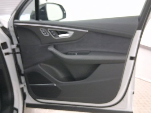 New 2026 Audi SQ7 Prestige image 29