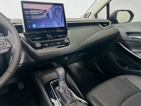 Certified 2025 Toyota Corolla XLE image 23