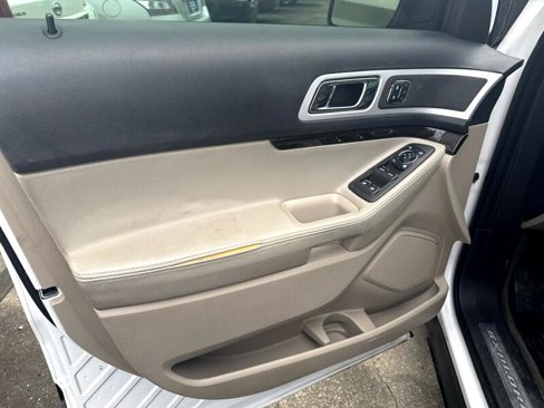 Used 2013 Ford Explorer Limited image 8