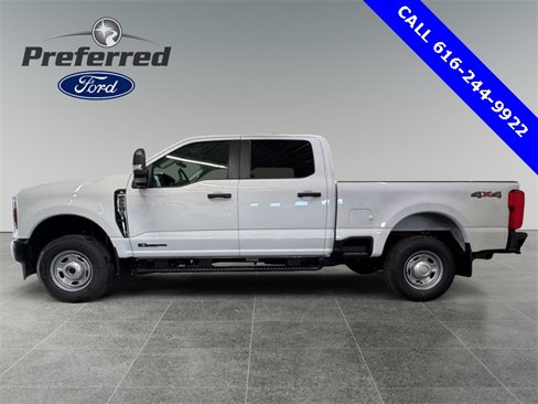 New 2025 Ford F250 XL w/ Camper Package image 2